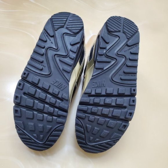 Nike Air Max 90 LTR - Picture 8 of 11